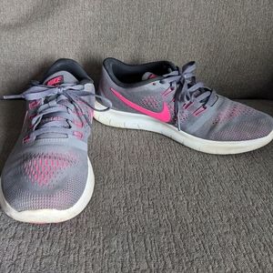 Nike Free RN Running Shoe